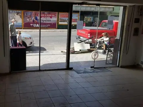Local en Alquiler 70 años