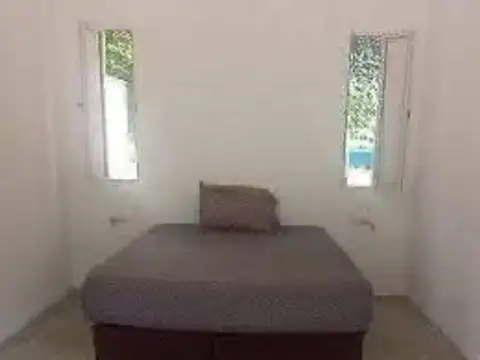 Casa 2 ambientes con 1 baño