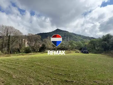 VENTA - TERRENO CON VISTA EN ALTOS DE SAN LORENZO