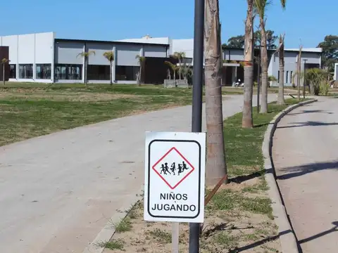 Terreno en Venta de 922,0 m2