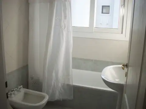 Casa en Venta en Acacias Blancas, $ 270.000