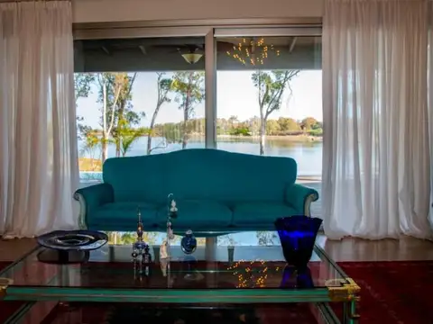 Casa en Venta en Punta Ballena, USD 1.850.000