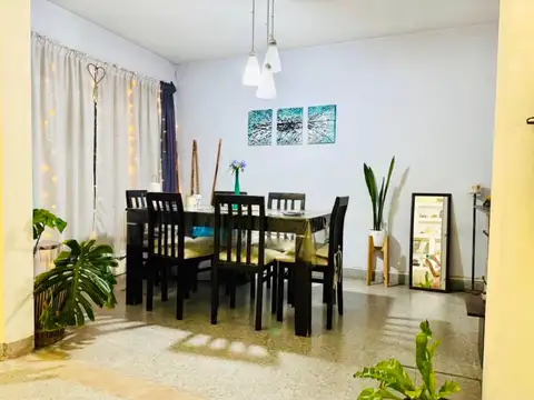 Depto Tipo Casa en Venta en Temperley, USD 75.000