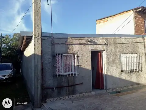 Casa de 2 amb en Merlo c/patio
