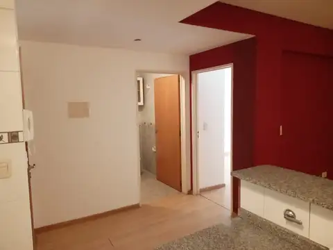 Tacuarí 1300, Piso 2