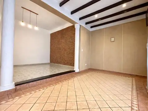 CASAS - P. HORIZ. - VERSALLES, CAPITAL FEDERAL