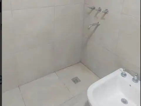 San Martin 4000, Piso 4