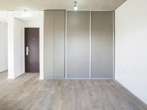 27 de Febrero 1601 , Piso 1