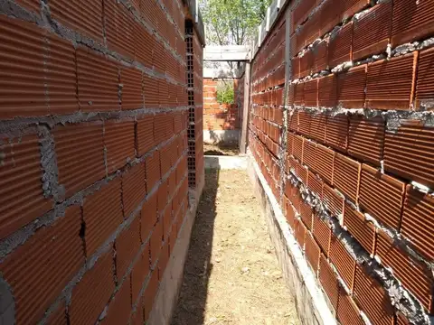 LOTE EN VENTA - BARRIO LOS PIONEROS