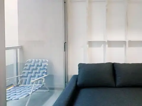 Departamento 2 ambientes con balcón 40 m2. Alq. 12/24 meses
