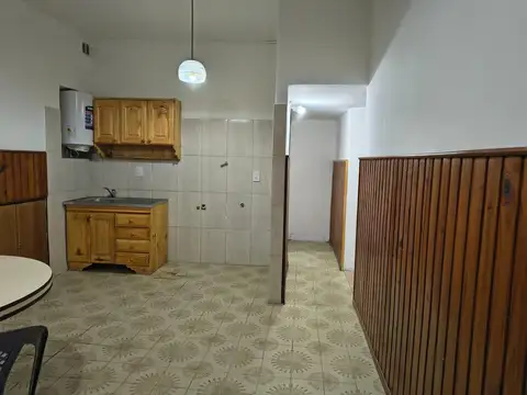 Depto Tipo Casa en Alquiler 40 años