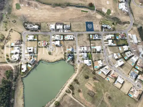 Lote en venta en Pilara - Ultimos disponibles sobre golf en La Diligencia