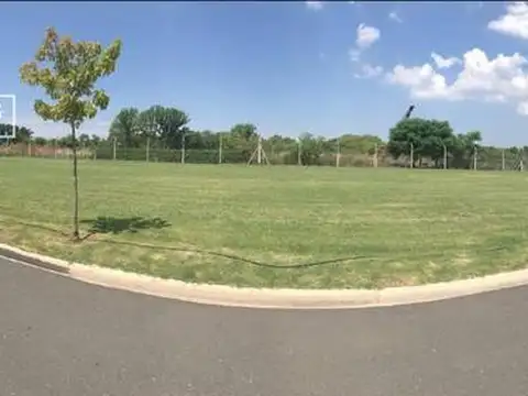 Terreno en Venta de 925,0 m2