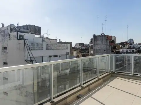 Agüero 2100, Piso 9