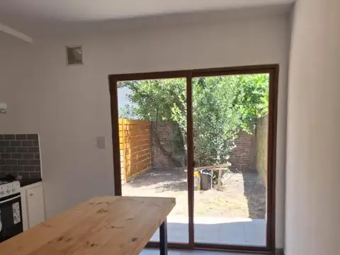 Depto Tipo Casa en Venta con 1 cocheras