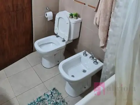 Depto Tipo Casa en Alquiler de 2 dormitorios