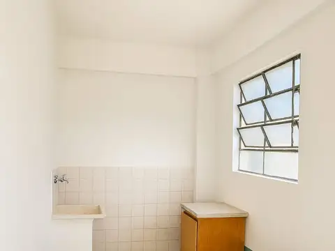 IMPONENTE CASA CENTRICA EN TORTUGUITAS