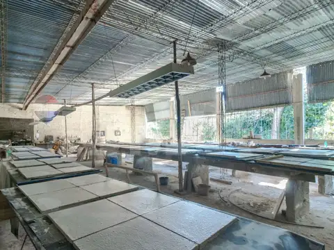 Alquiler de galpon 300M2 a minutos de Atlantida