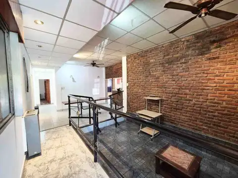 Casa en Venta en Castelar Sur, USD 95.000