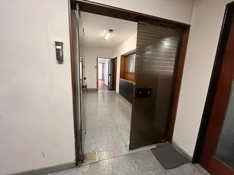 Oficina en Alquiler en Centro, $ 450.000