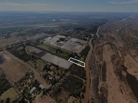 VENTA DE CAMPO CON BAJADA AL RÍO | ARROYO LEYES