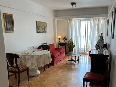 Marcelo T de Alvear 800