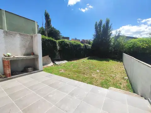 Oportunidad única para invertir. Dos duplex de dos dormitorios cada uno en San Antonio de Arredondo