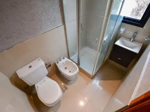 Departamento 4 ambientes con 3 baños