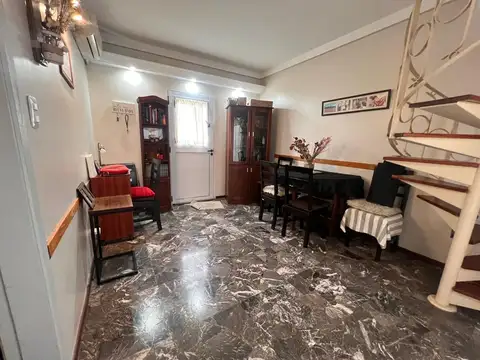 PH 3 AMBIENTES EN VENTA EN LOMAS DE ZAMORA