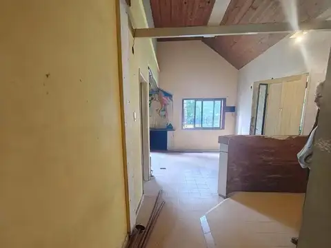 VENTA – IMPRESIONANTE CASA VACACIONAL EN GENERAL RODRIGUEZ