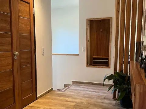 Casa 4 ambientes con 4 baños