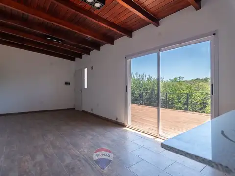 Casa 5 ambientes con 1 baño