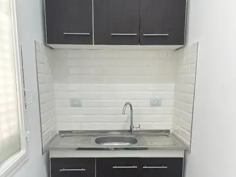 Excelente Oficina Comercial de 64  m² 1 Piso  Pleno Centro