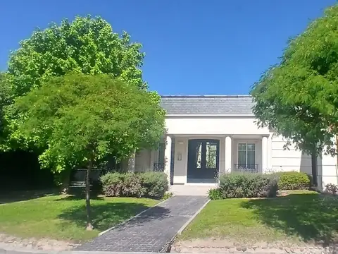 CASA EN VENTA RINCON DE ARAOZ