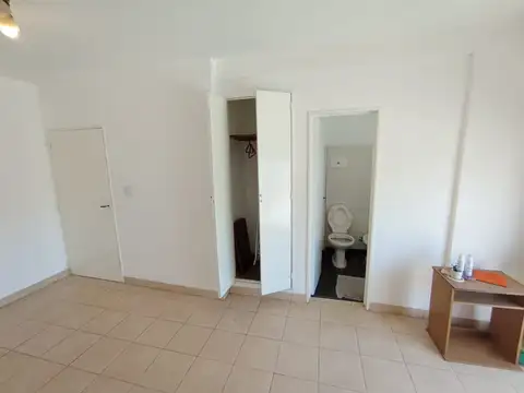 Departamento en Alquiler en Avellaneda, $ 400.000