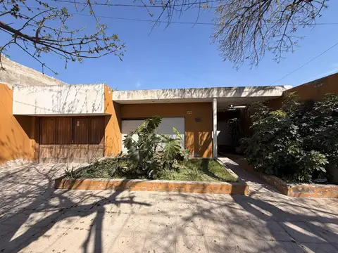 Casa en Venta en San Lorenzo, USD 138.000