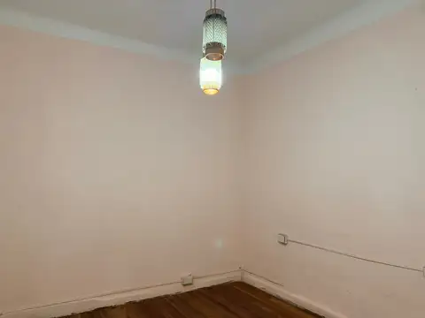 Depto Tipo Casa en Alquiler de 2 ambientes
