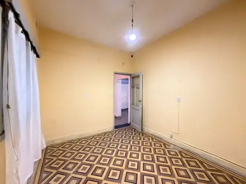 Depto Tipo Casa en Alquiler en Villa Lugano, $ 600.000
