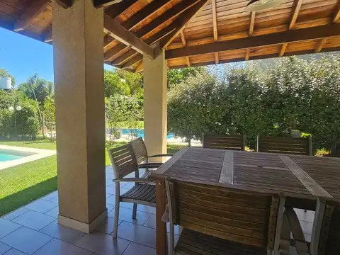 Casa Chalet  en Venta en Mapuche Country Club, Pilar, G.B.A. Zona Norte