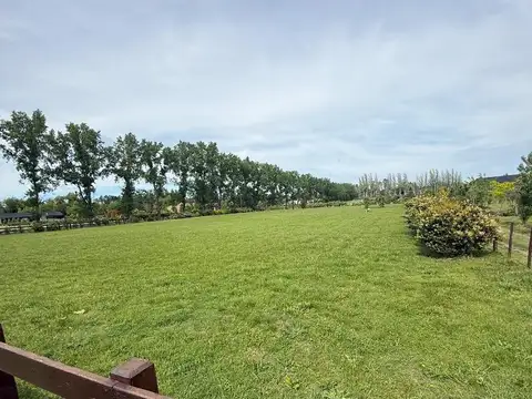 LOTE CENTRAL EN LA COLINA LUJAN 7197m2 CON PROYECTO APROBADO