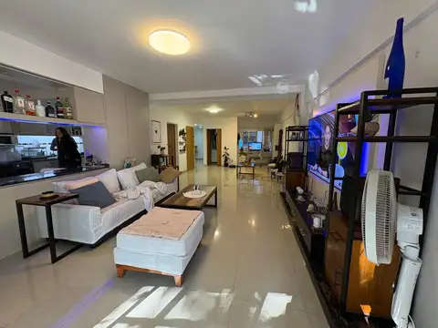 Departamento 4 ambientes con 3 baños