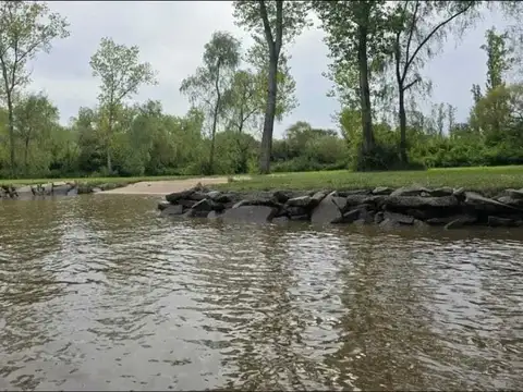 Rio o Arroyo Espera 3 lotes con Playa 100