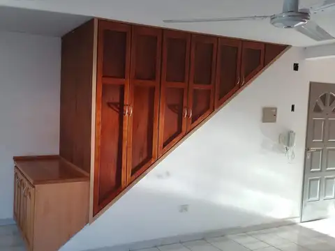 Av. Zabaleta 200, Piso 1°