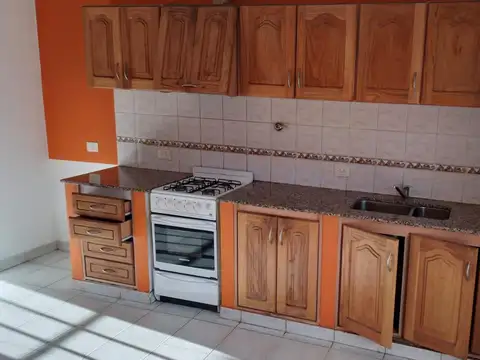 Departamento 4 ambientes con 1 baño