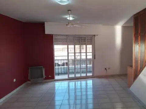 Departamento de 3 habitaciones, ciudad de Plottier