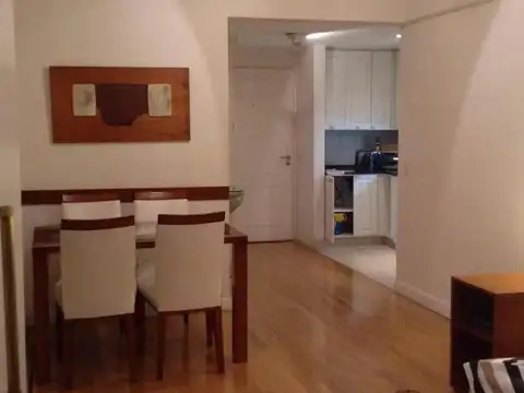 Arenales 2300, Piso 1