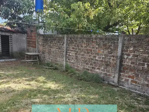 CASA DE 4 AMBIENTES EN VENTA EN MORENO