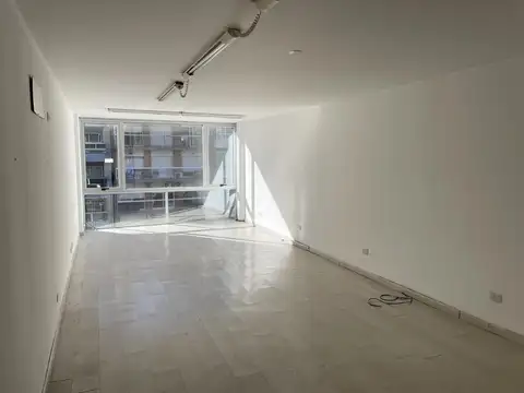 Oficina en  Venta - Edificio Corporativo 