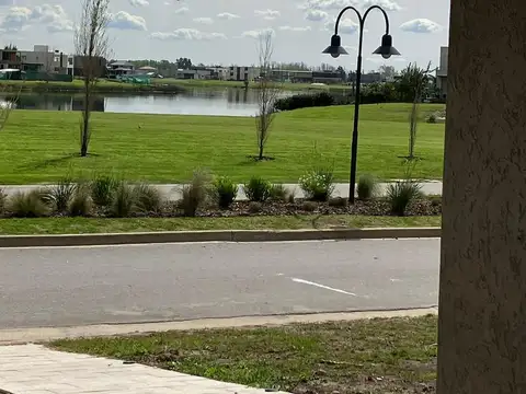 BARRIO EL NAUDIR AGUAS PRIVADAS al 0