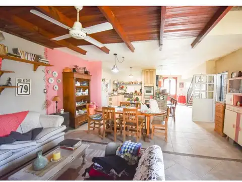 Casa en Venta con 1 cochera